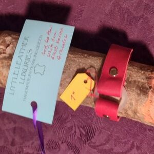 NEW! Handmade Genuine Leather Karma Circle Bracelet White Sea Glass Silver